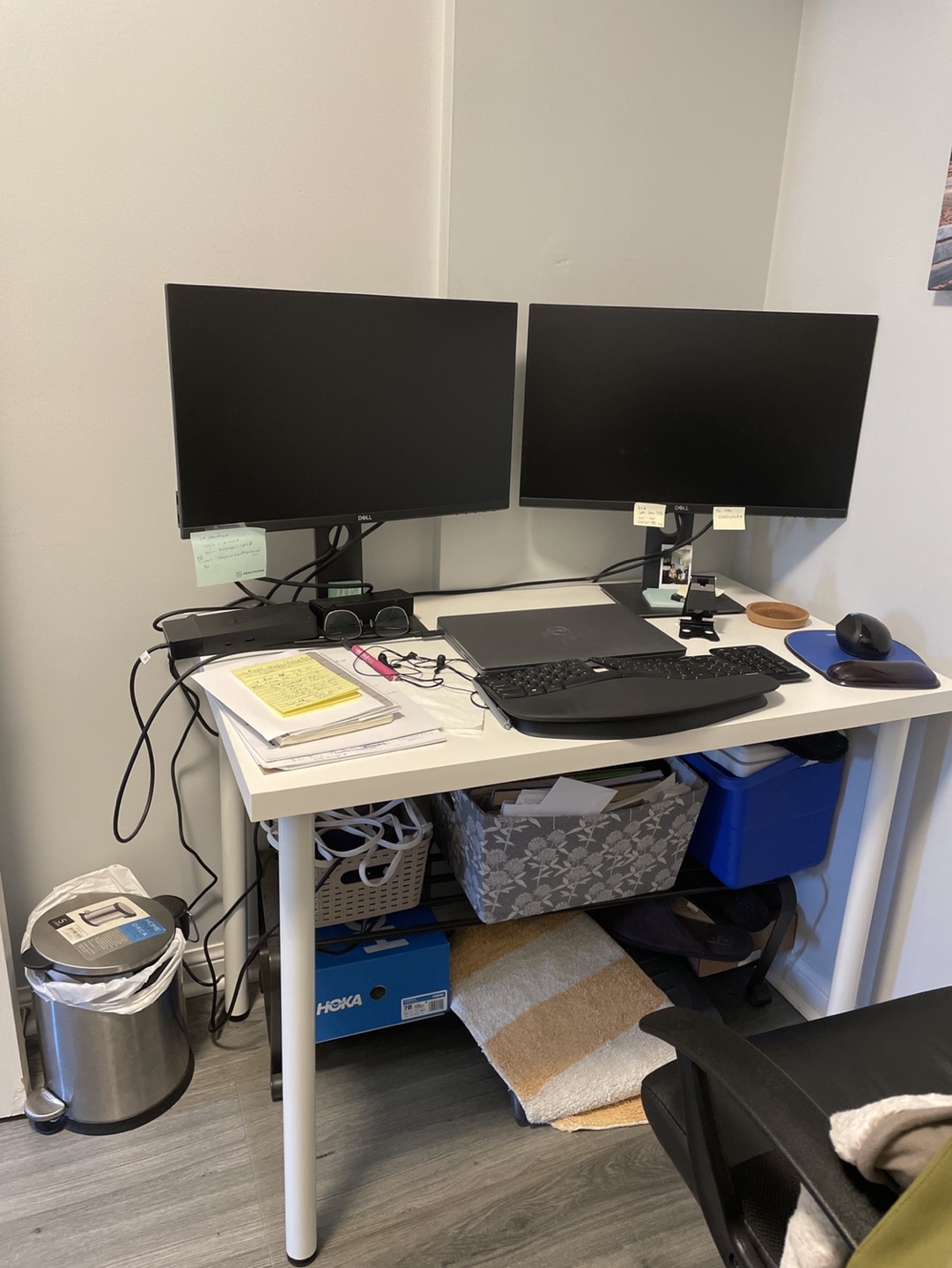 Computer table