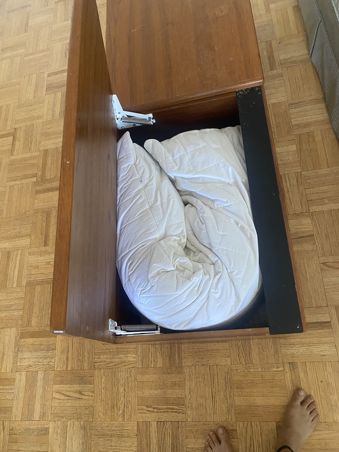 Dresser/ coffee table - photo 2