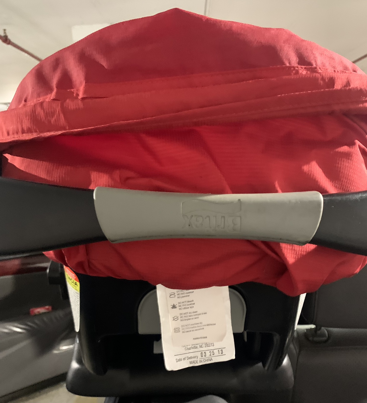 BABY CAR SEAT (Britax B-SAFE) image indicator(9)