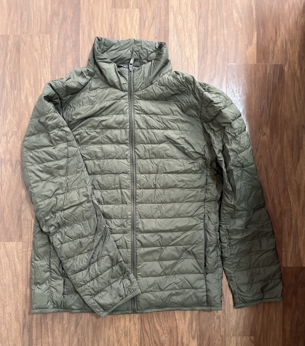 Men’s clothes (Large/Uniqlo) thumbnail