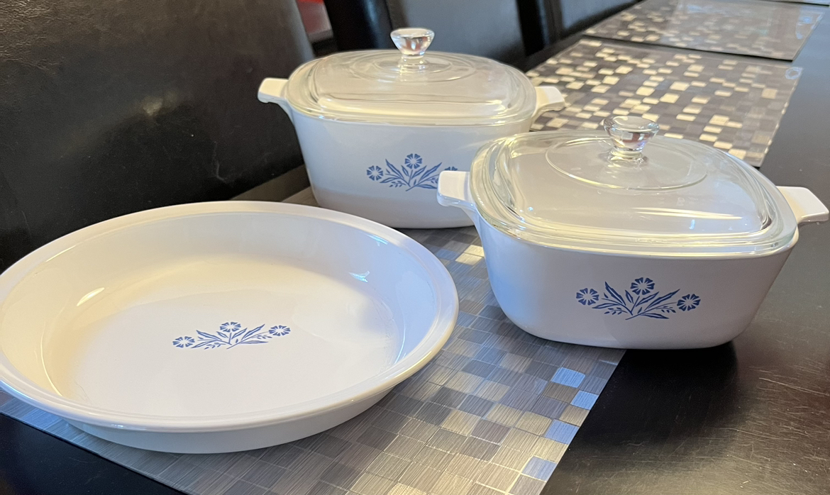 Vintage Blue Corningware thumbnail