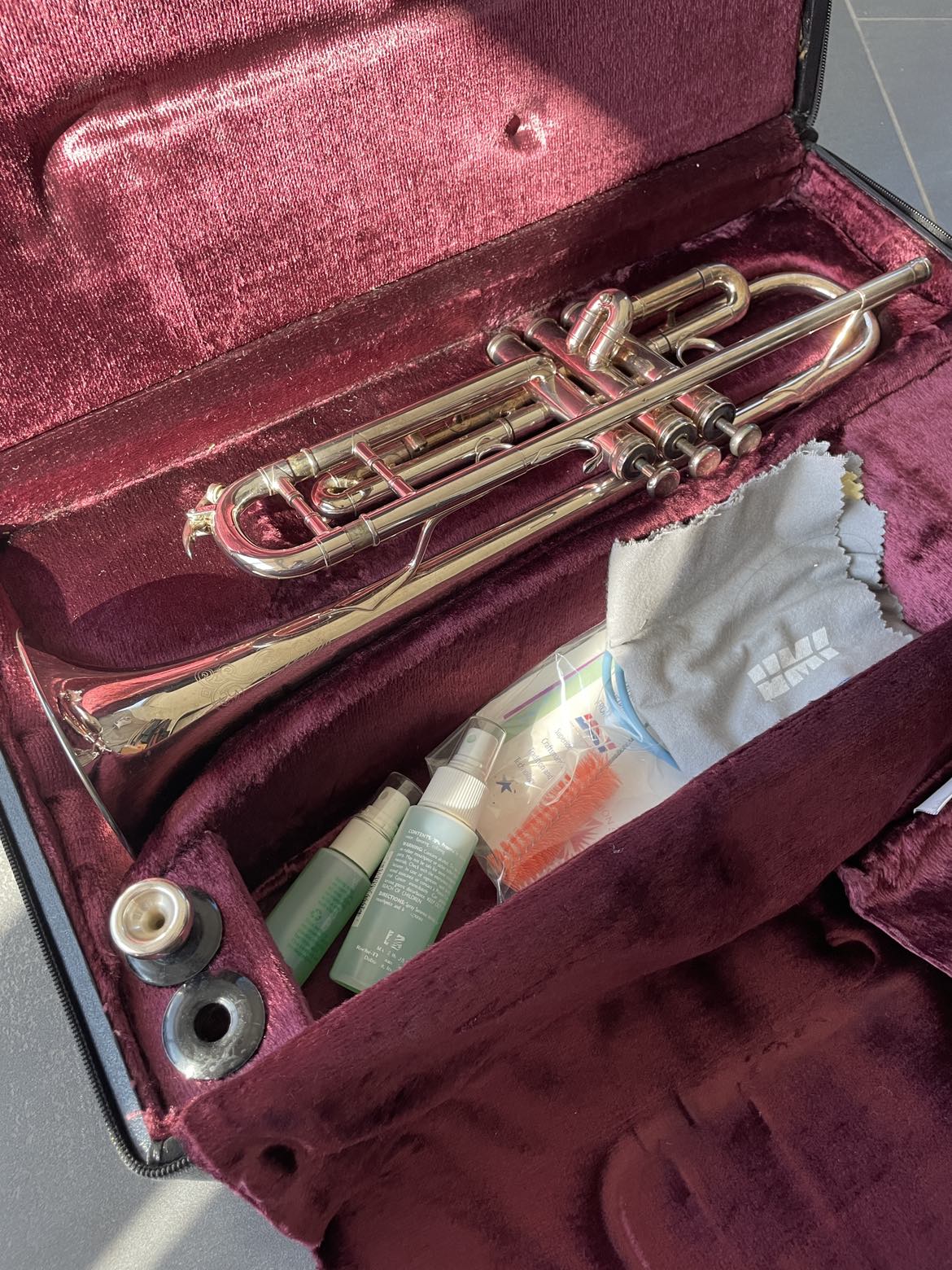 Being 90B trumpet (Silver)