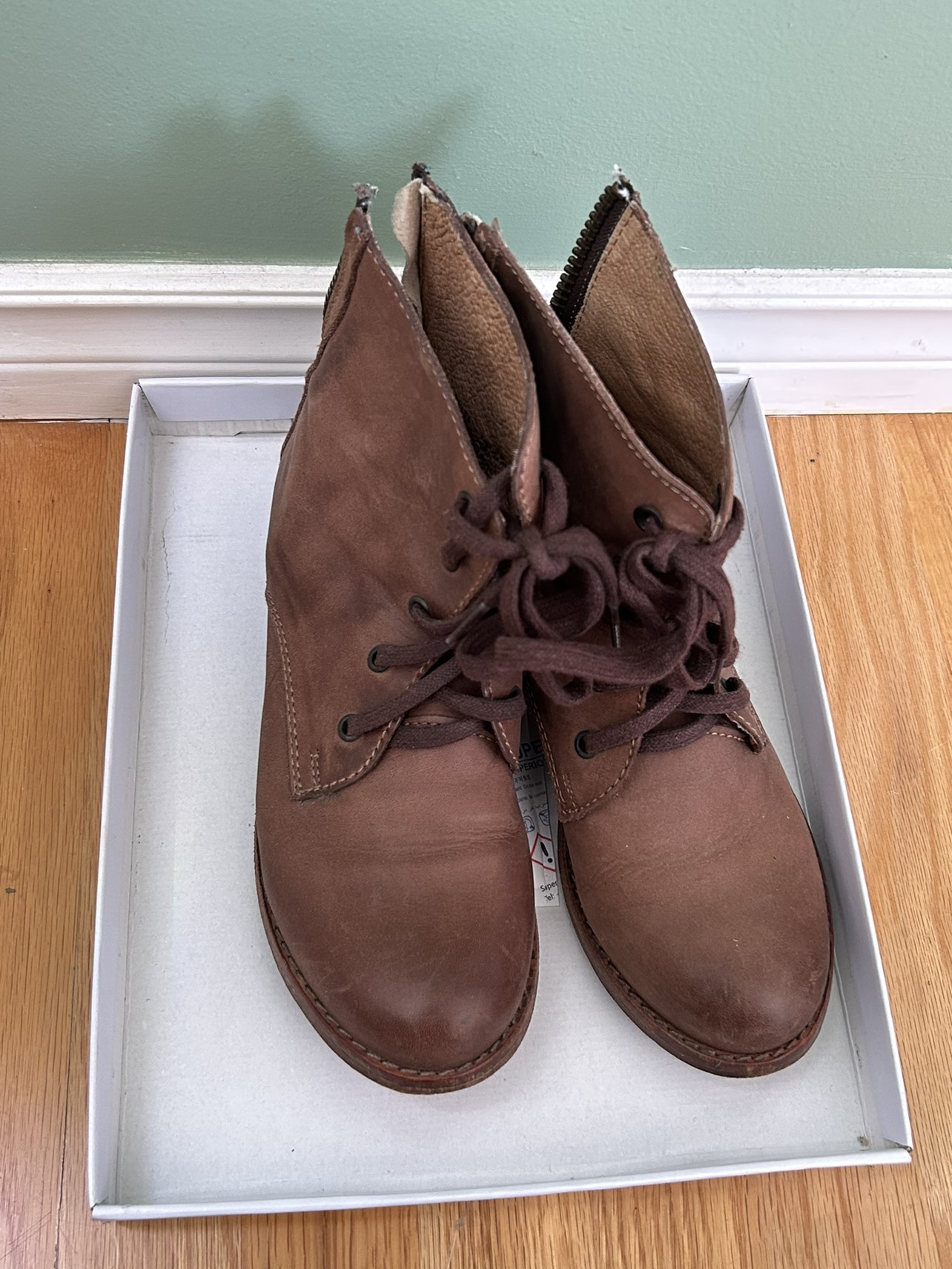 Steve Madden Women’s Leather Boots size 7.5 image indicator(3)