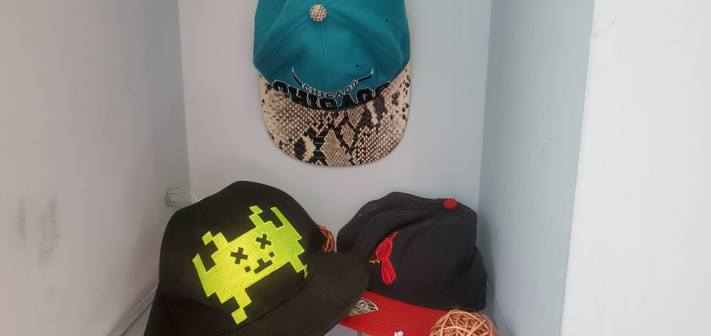 Men Caps freecycle thumbnail