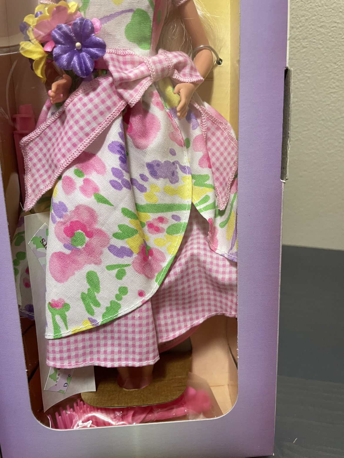 Special Limited Edition Vintage Collector Barbie “Spring Petals” image indicator(4)