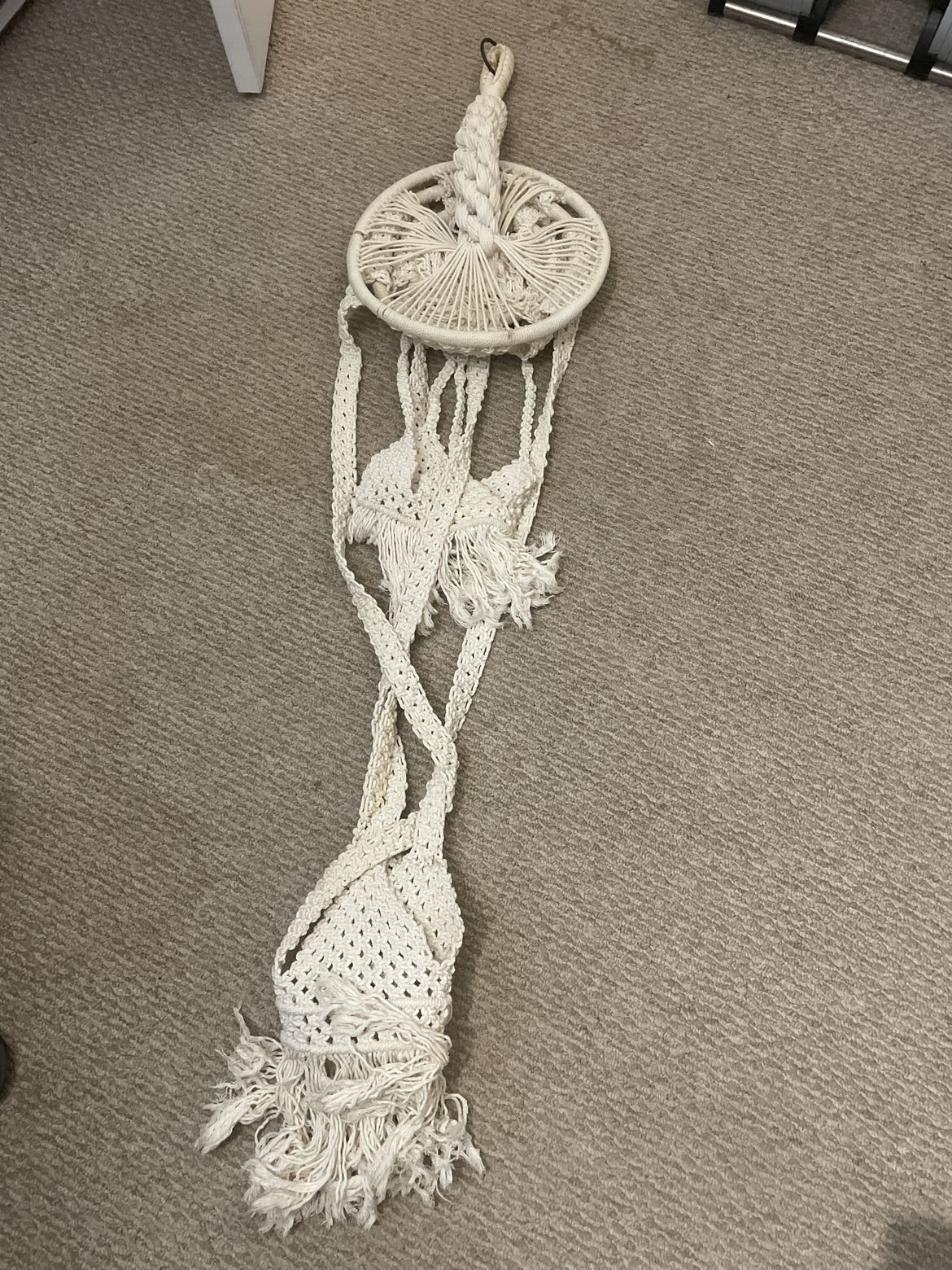 Hanging macrame plant holder large - photo 2