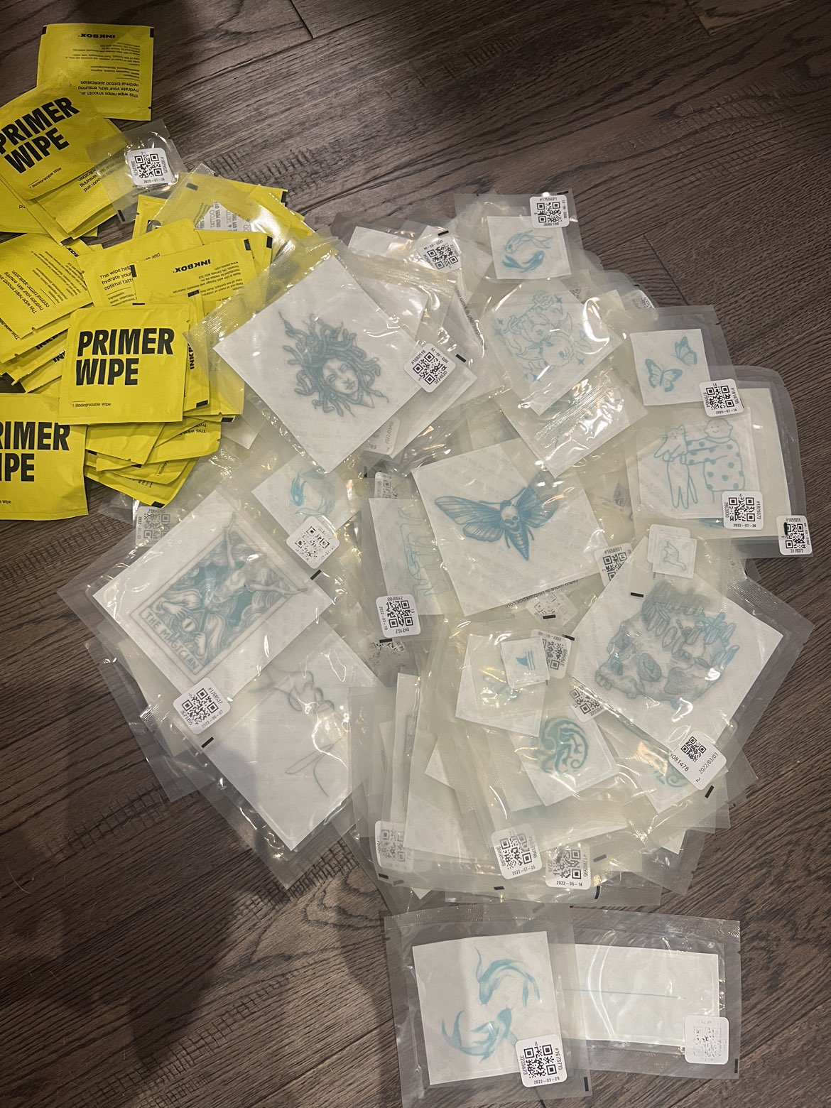 Inkbox mystery bundle (semi-permanent tattoos + primer)