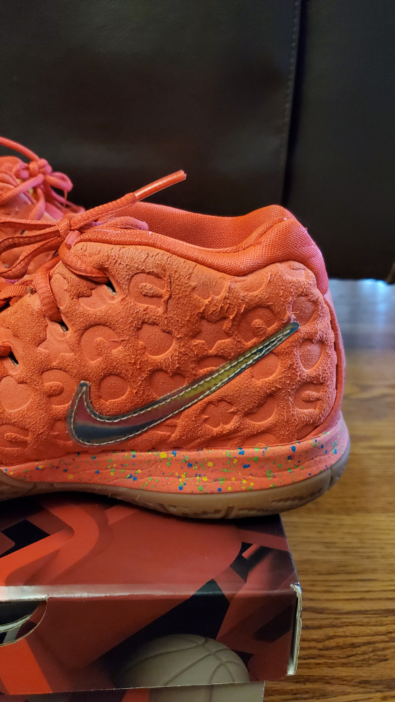 Kyrie 4 Lucky Charms image indicator(5)