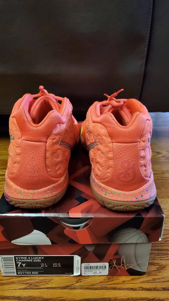 Kyrie 4 Lucky Charms image indicator(7)