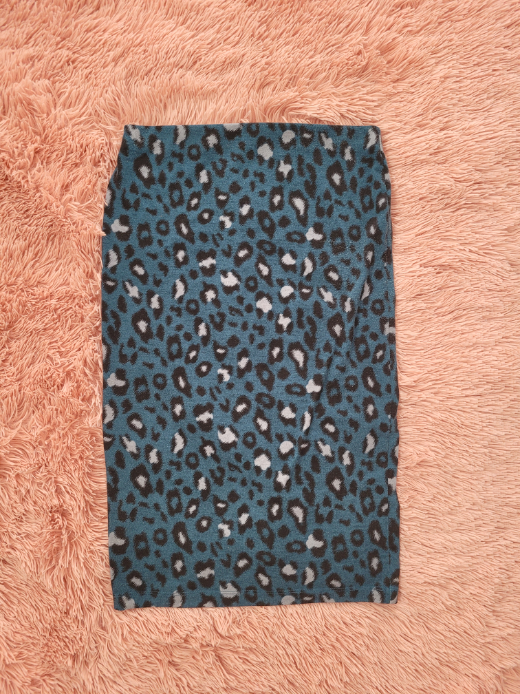 comfy & cute pencil skirt image indicator(3)