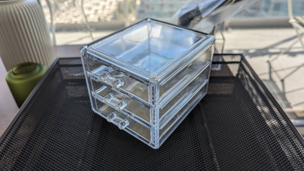 Small acrylic drawers thumbnail