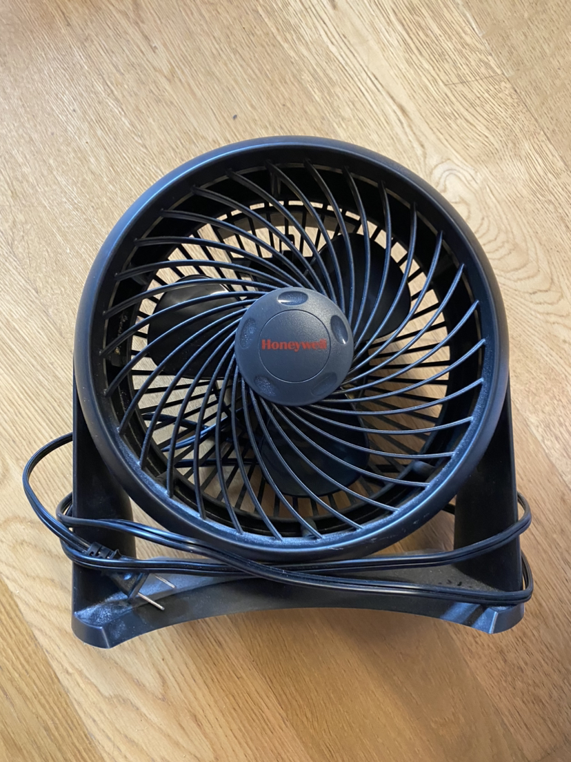 Small fan
