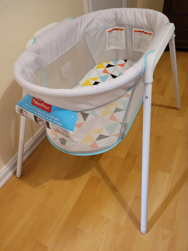 portable baby crib brand new - photo 3