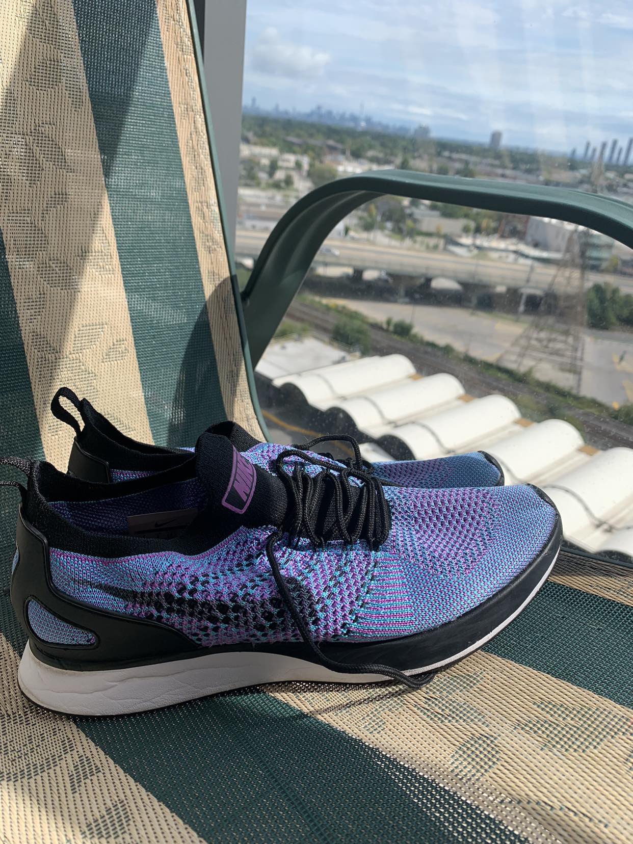 Nike Mariah Flyknit Racer - photo 4