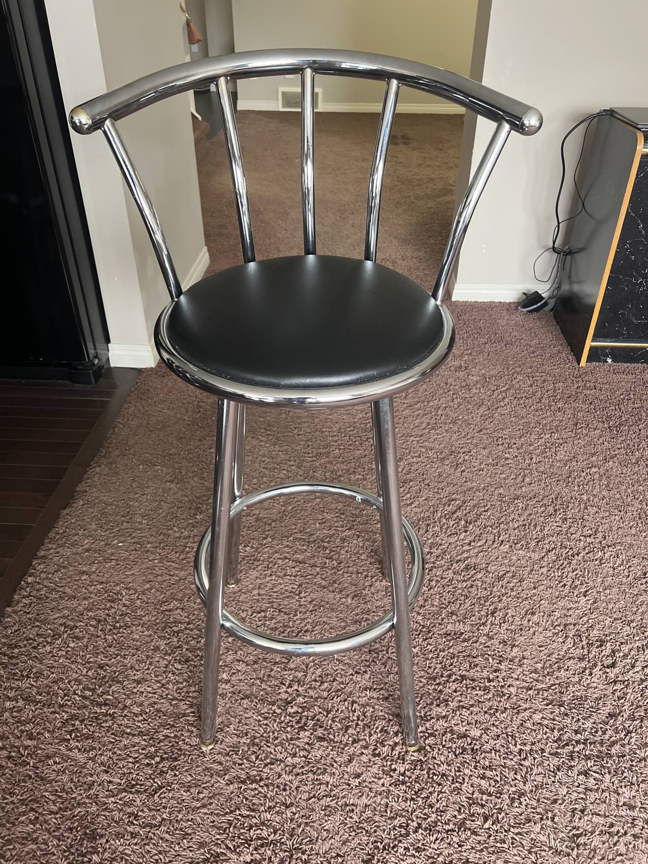 Bar stool