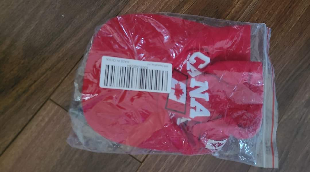 free hat #freecycle thumbnail