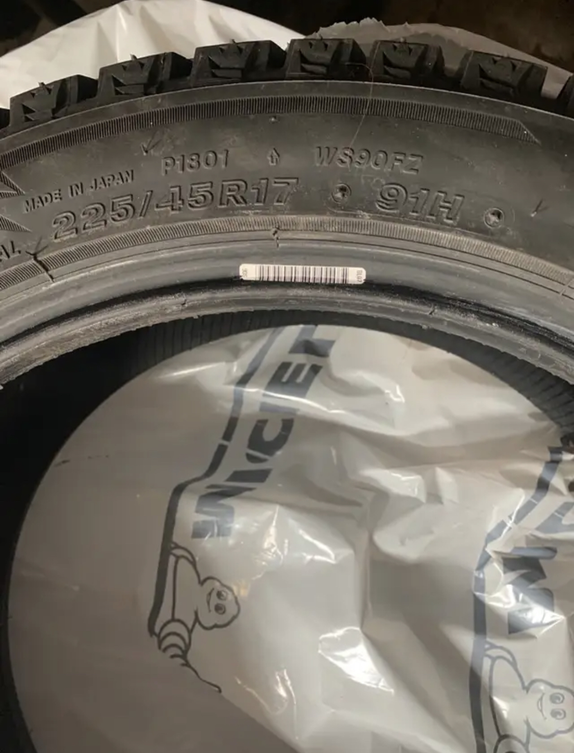 Bridgestone Blizzak Winter Tires 225/45r17 - photo 4