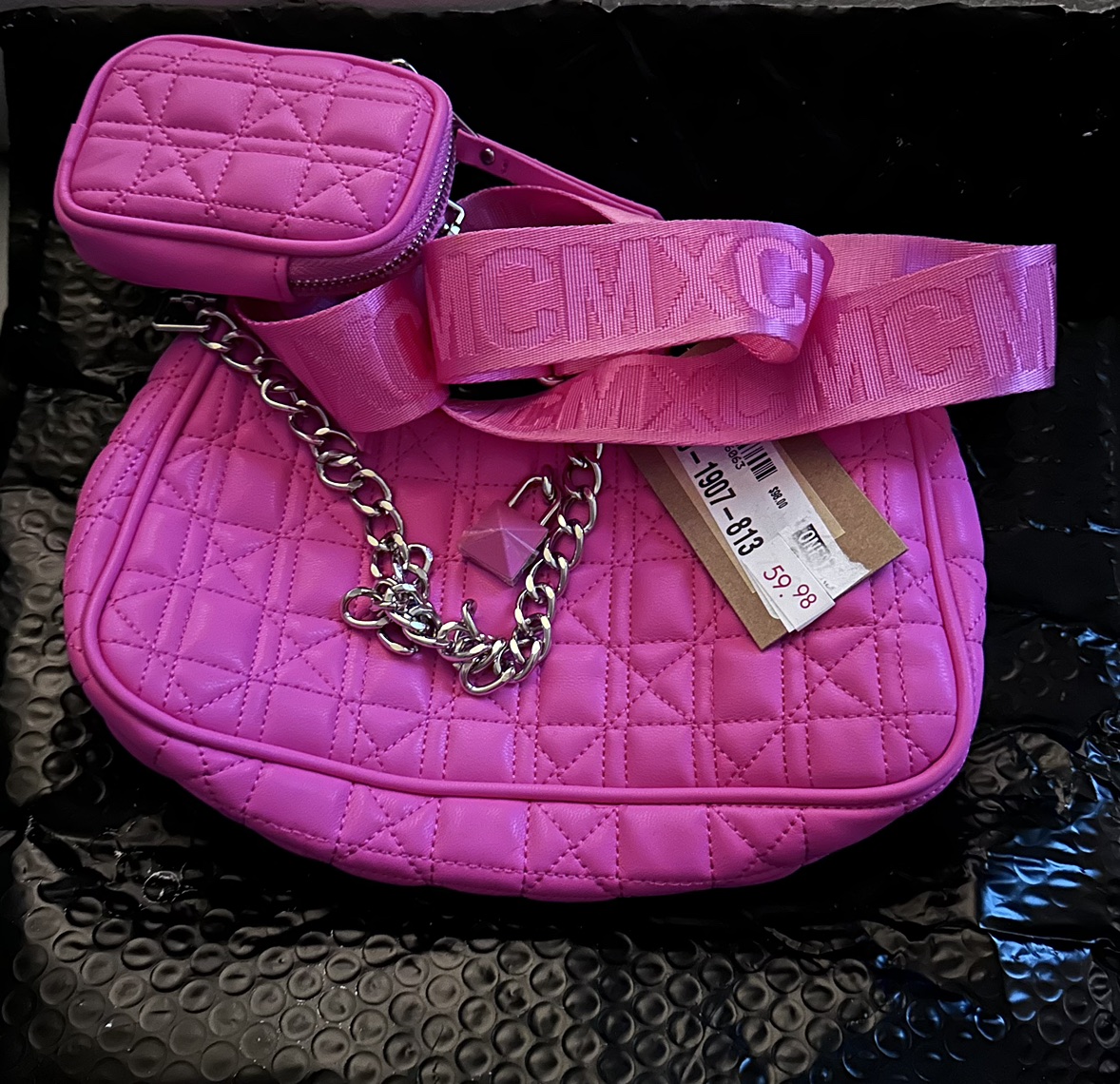 Steve Madden purse image indicator(2)