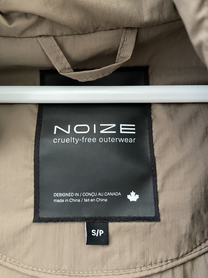 Gorgeous Winter Jacket image indicator(3)