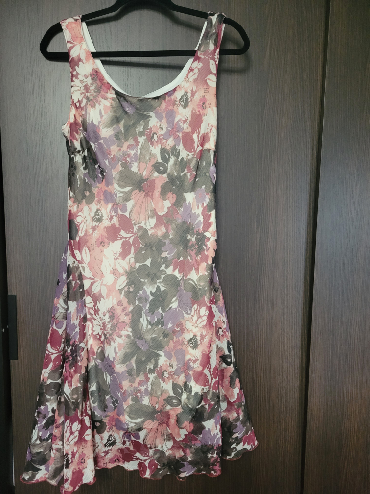 Ladies dress thumbnail