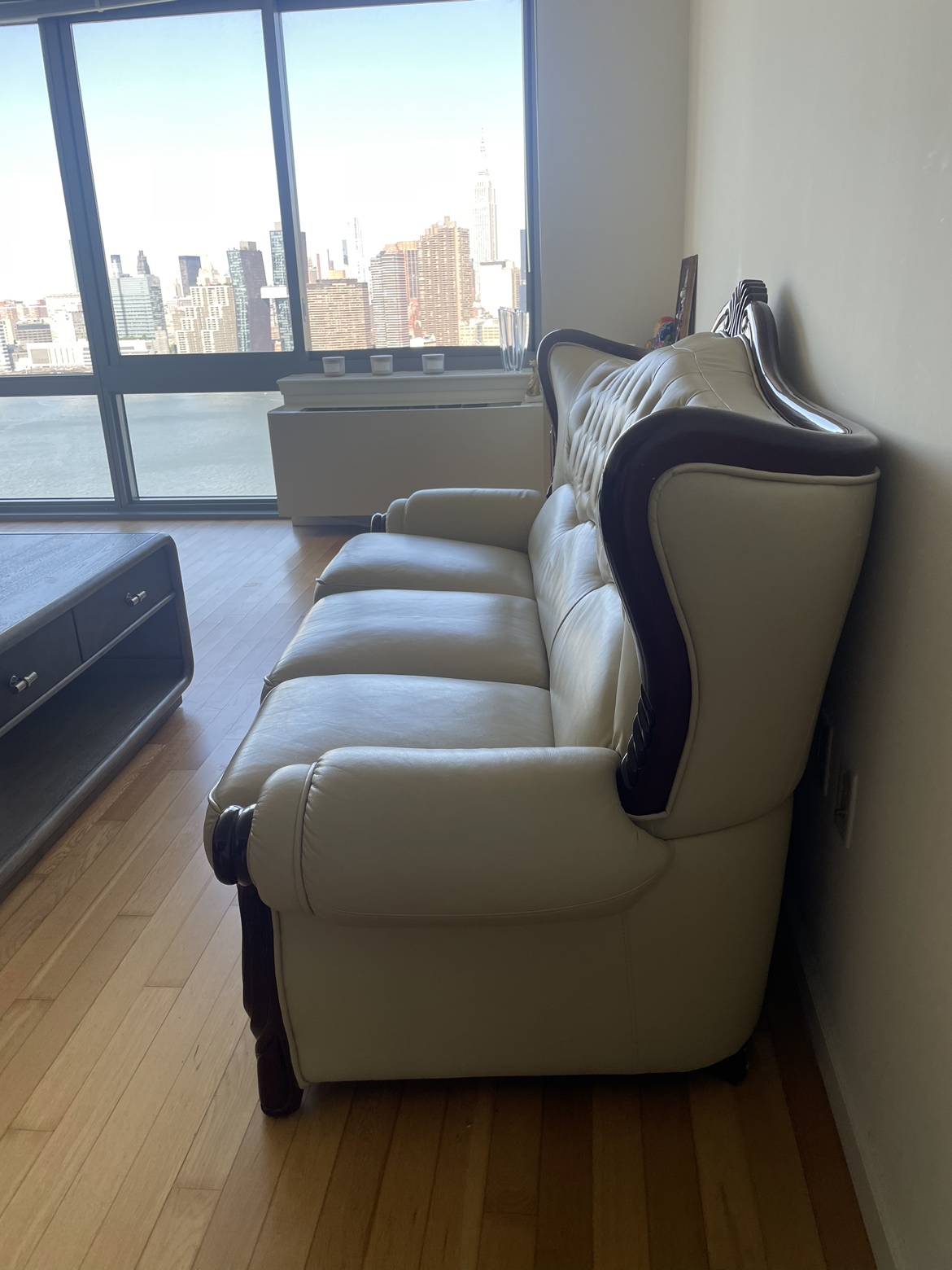 Italian leather sofa/couch - photo 3