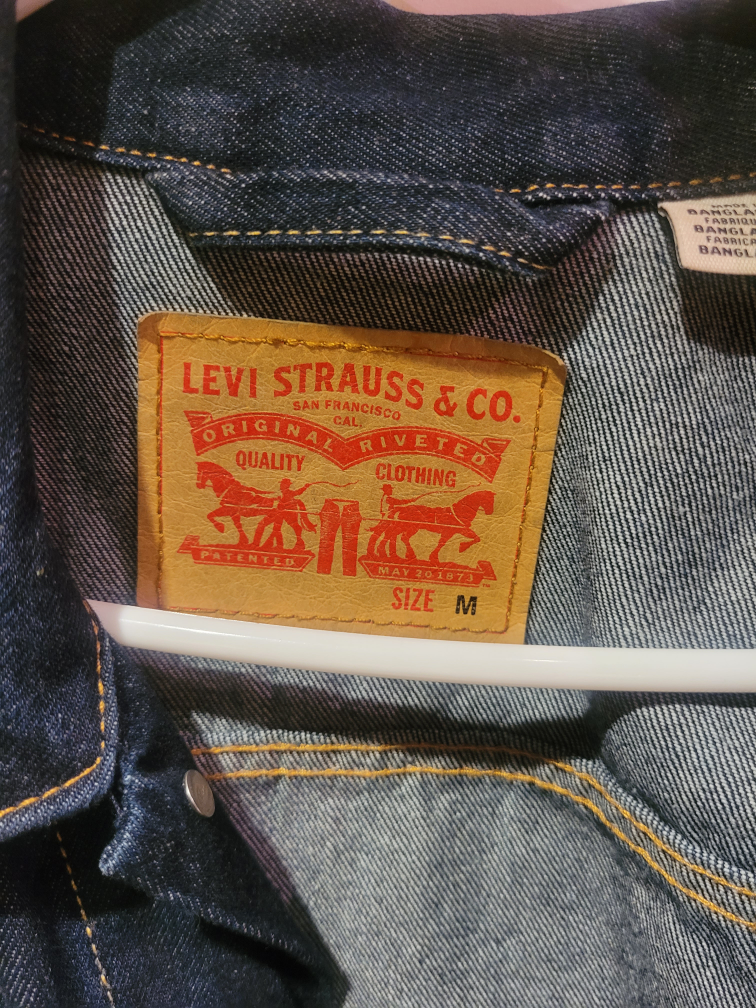 Men's Medium Levi's original denim jacket - photo 5