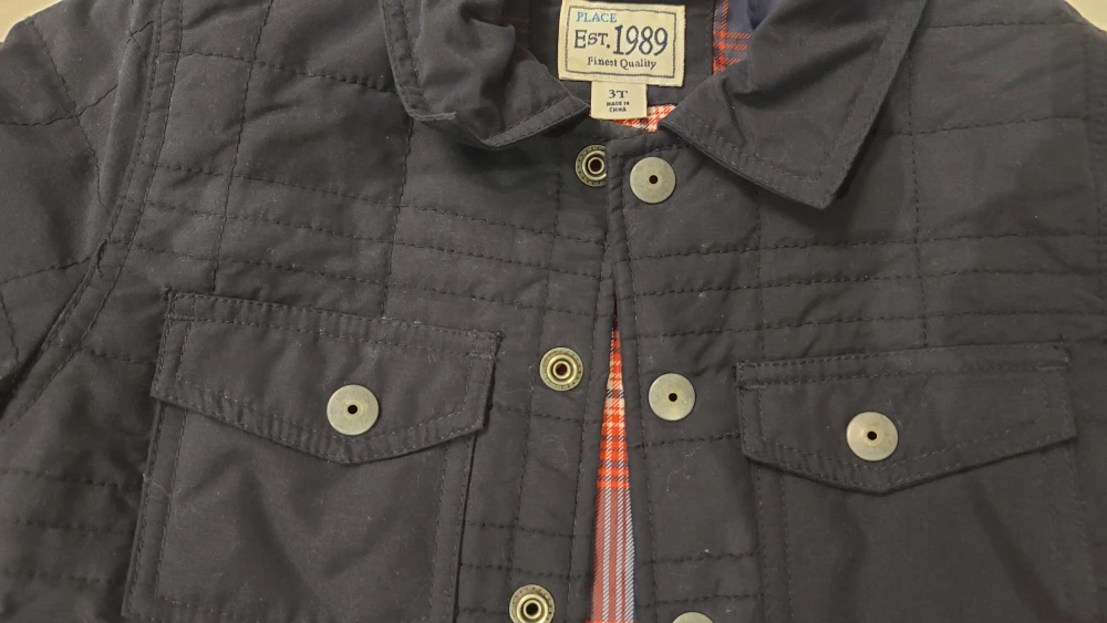 Cute Boys Navy Blue Jacket! - Size 3T image indicator(3)