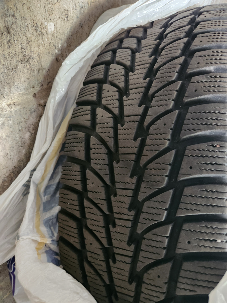 Winter Tires with Rims Kelly 225/60R17 99T - Set of 4 - photo 3