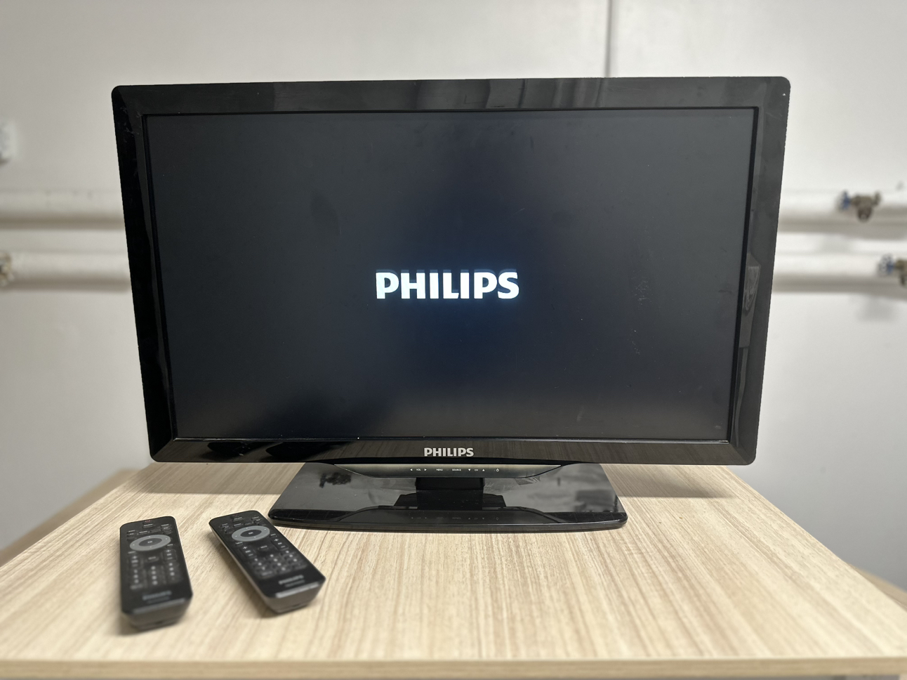 Phillis TV - NOT SMART