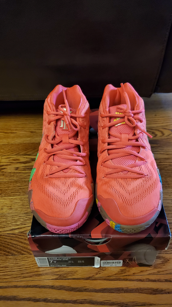 Kyrie 4 Lucky Charms image indicator(3)