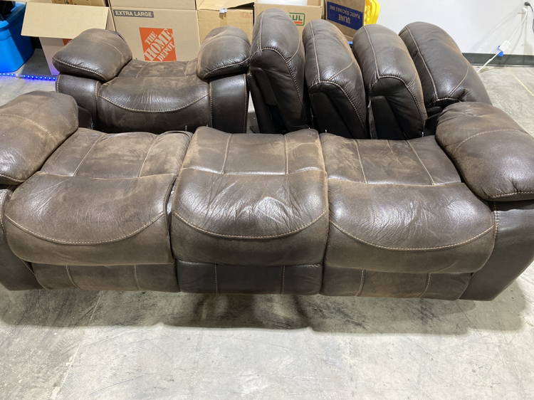 Reclining leather sectional - photo 5