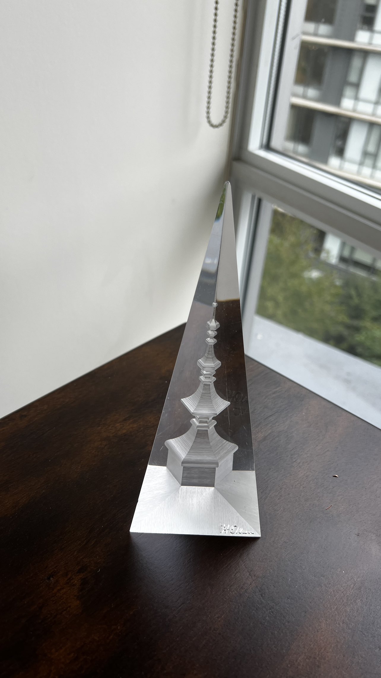 Crystal Decorative Piece thumbnail