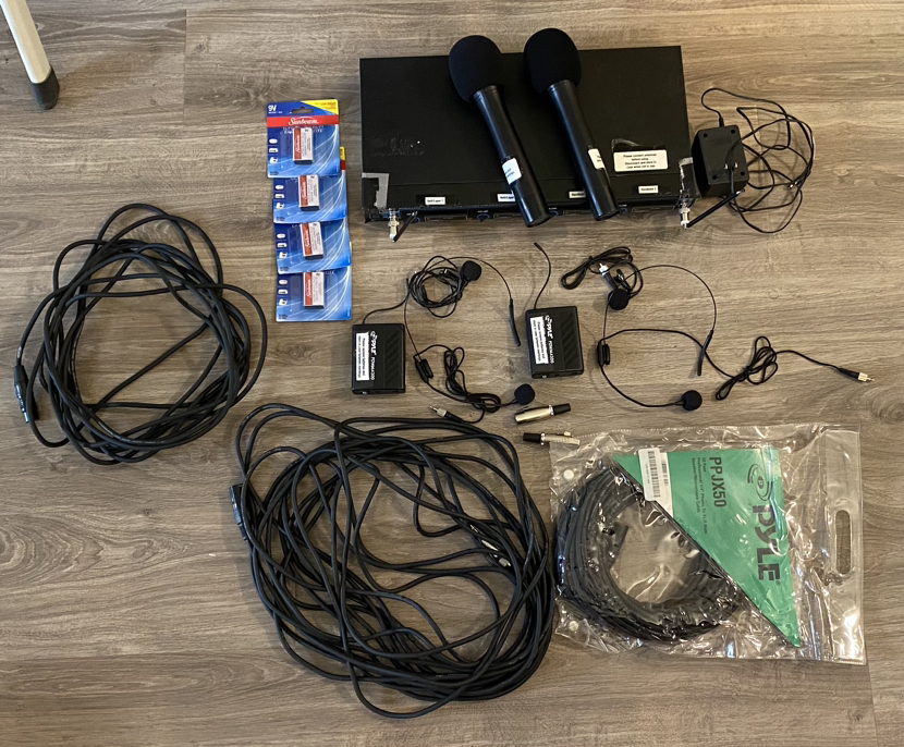 PYLE 4-input Wireless Microphone System - #freecycle - photo 2