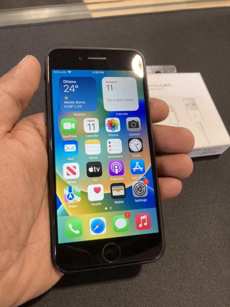 iPhone SE 2nd Gen 64GB | Unlocked thumbnail