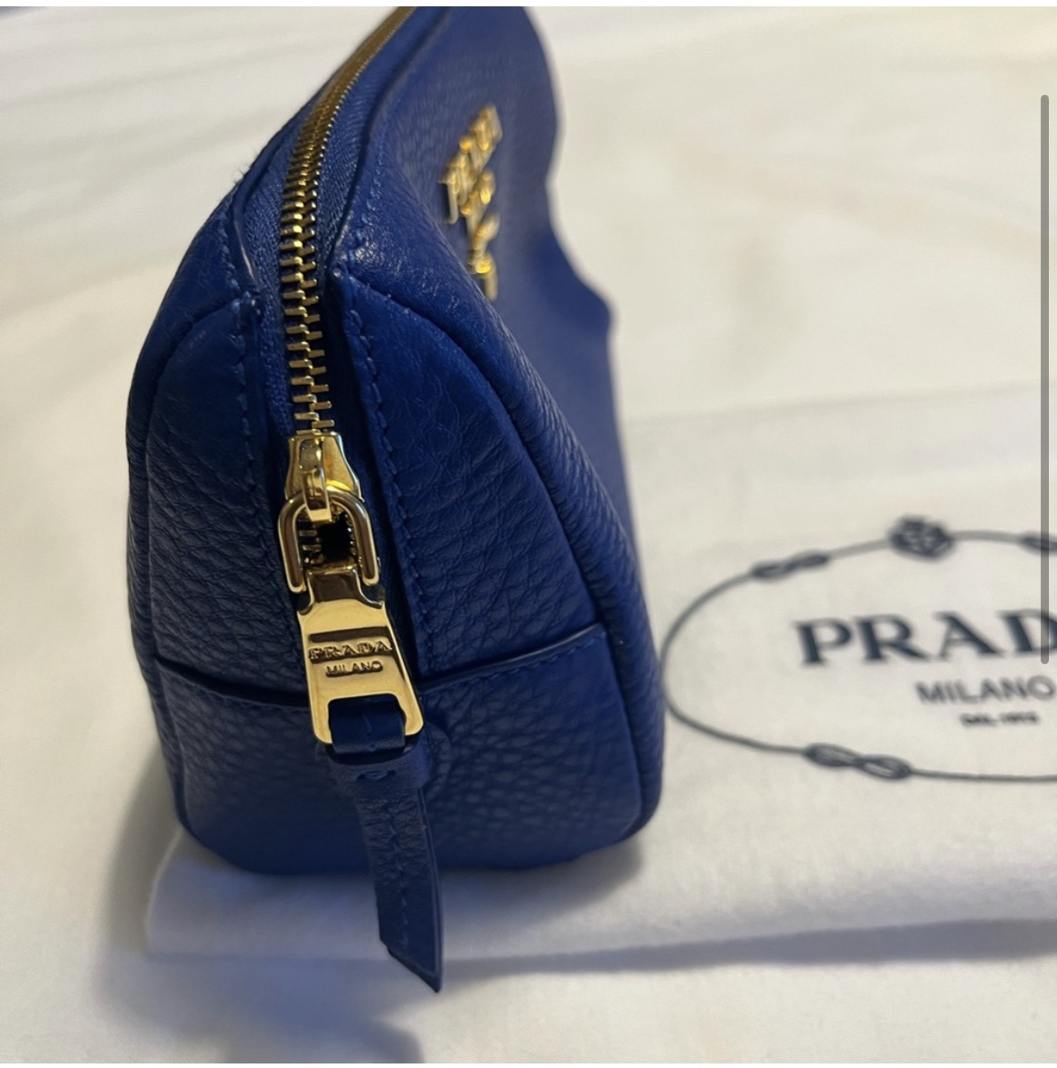 Prada leather pouch (brand new) image indicator(4)