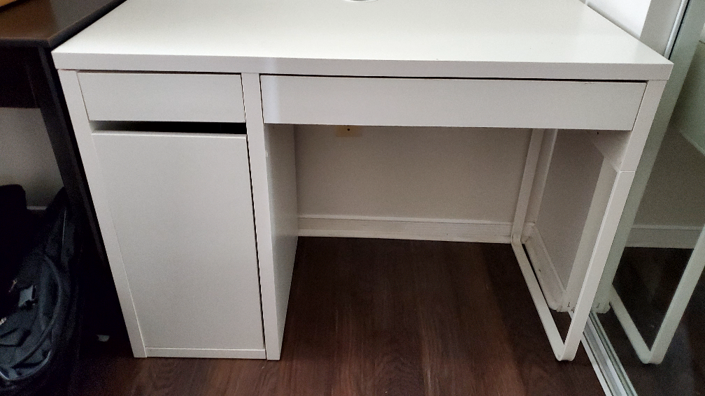 [Used] IKEA Micke White Desk with Drawers - photo 4