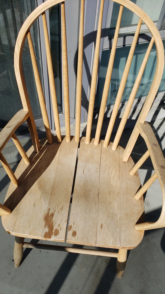 Free Solid Wooden Chair image indicator(2)