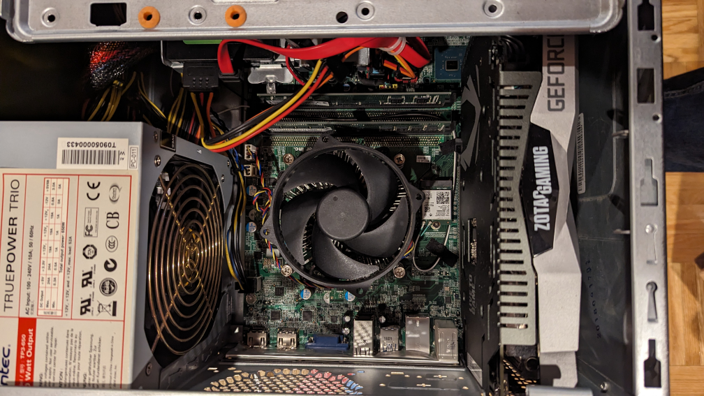 RTX 2060 SUPER, GAMING PC. $550 O.B.O - photo 2