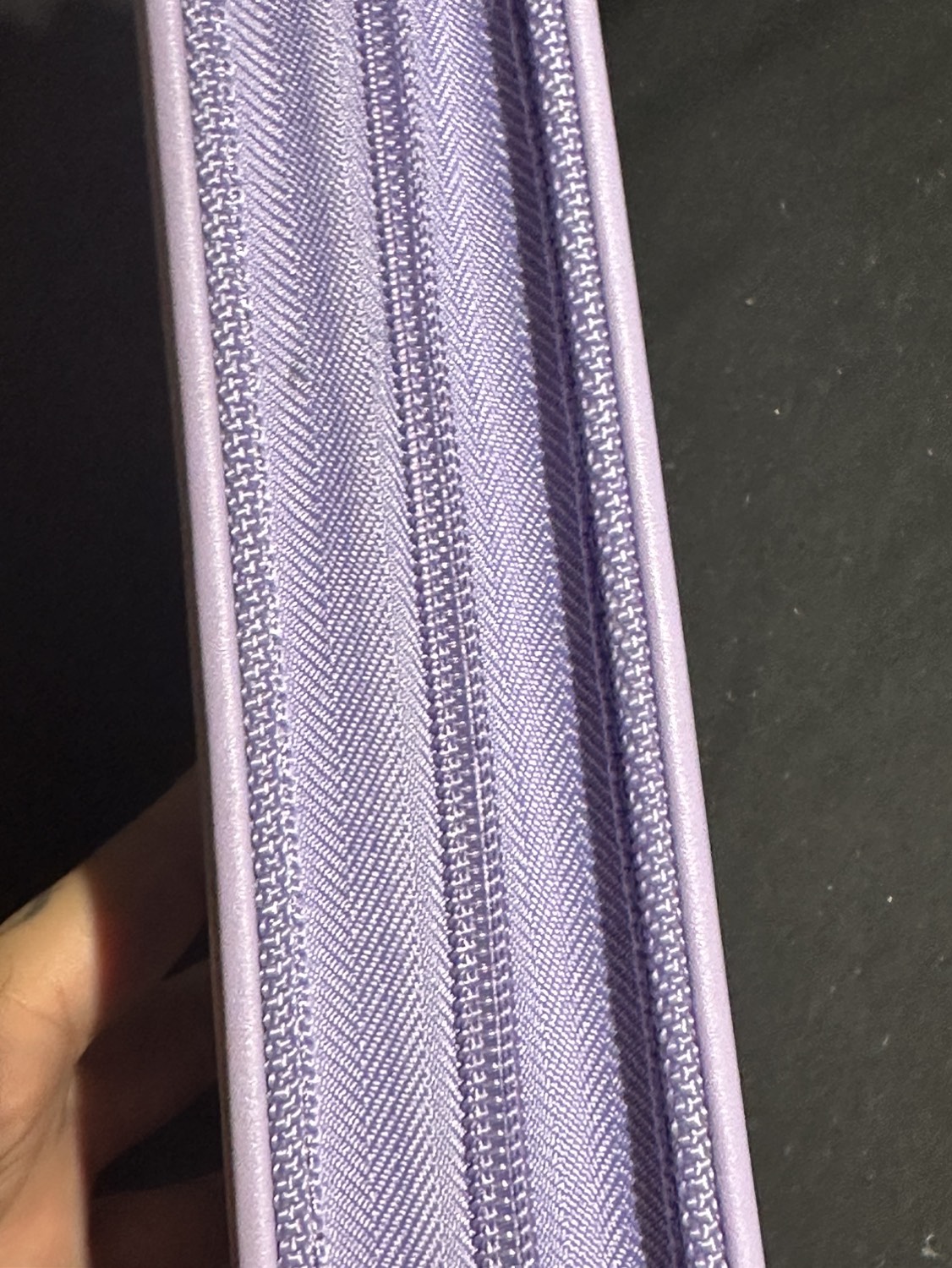 ULTRA PRO ZIPPERED BINDER - photo 4
