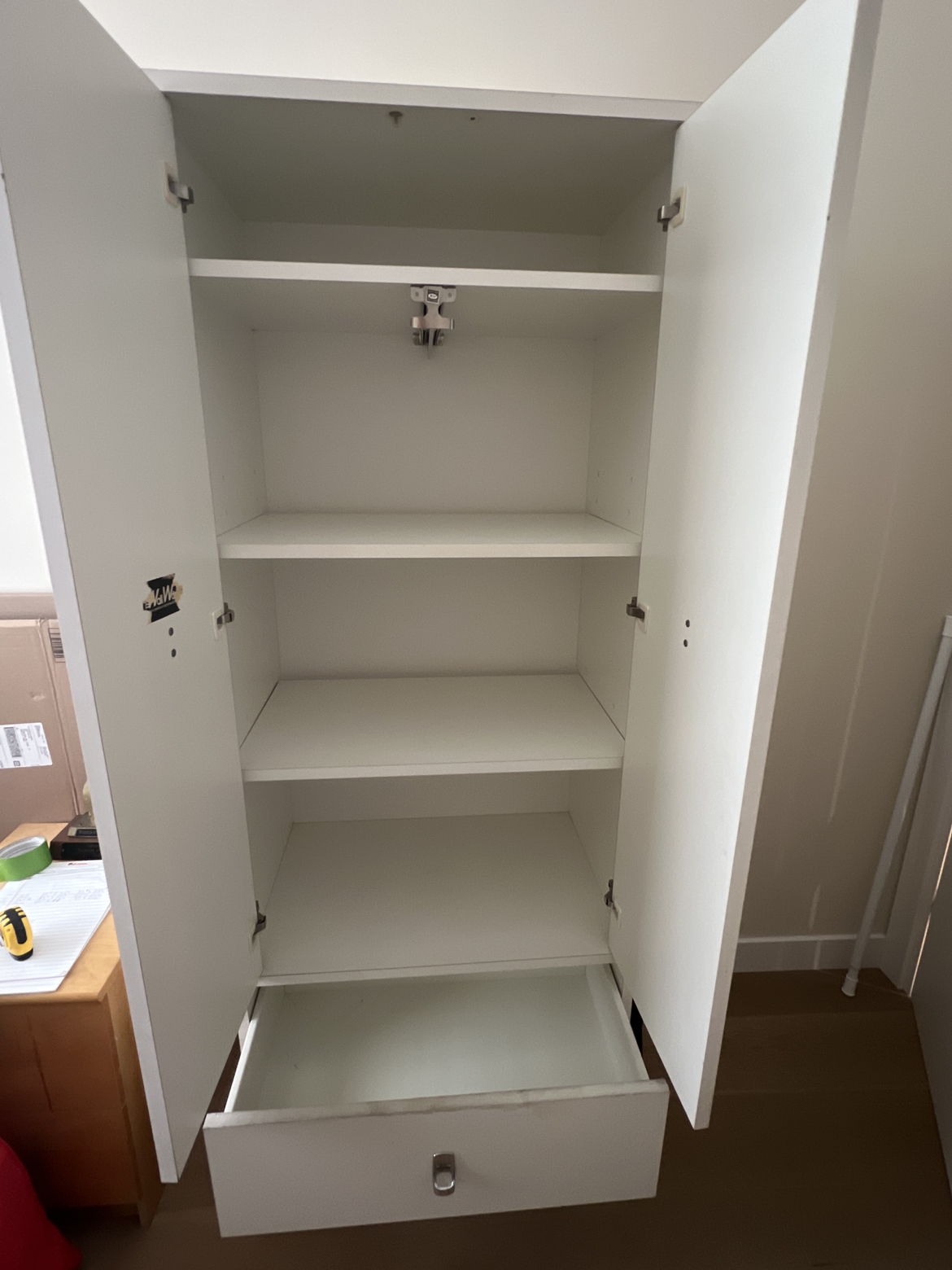 Clothing cabinet / Armoire - photo 2