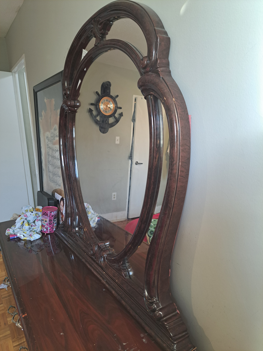 leather sofa image indicator(3)