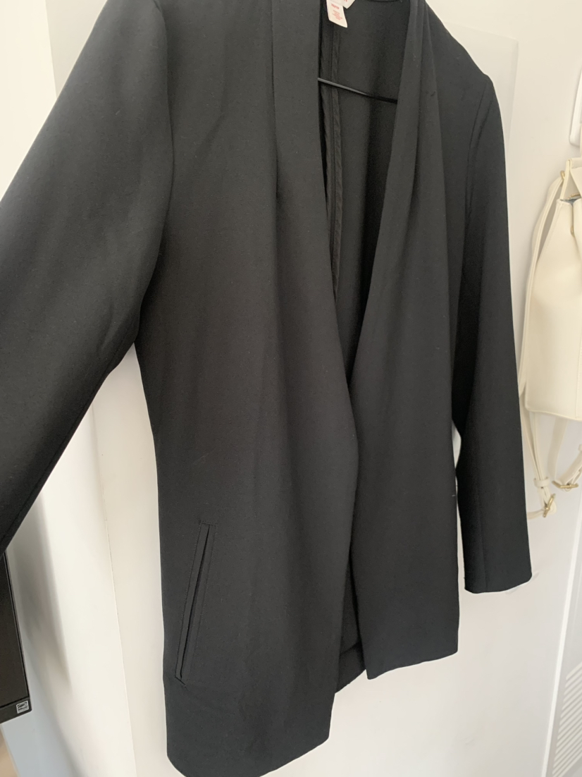 Last day: Today | black blazer thumbnail