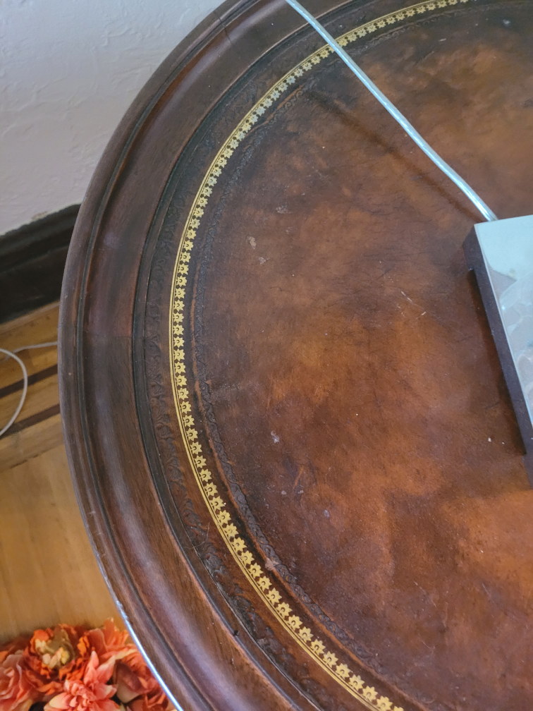 antique round wooden table - photo 2