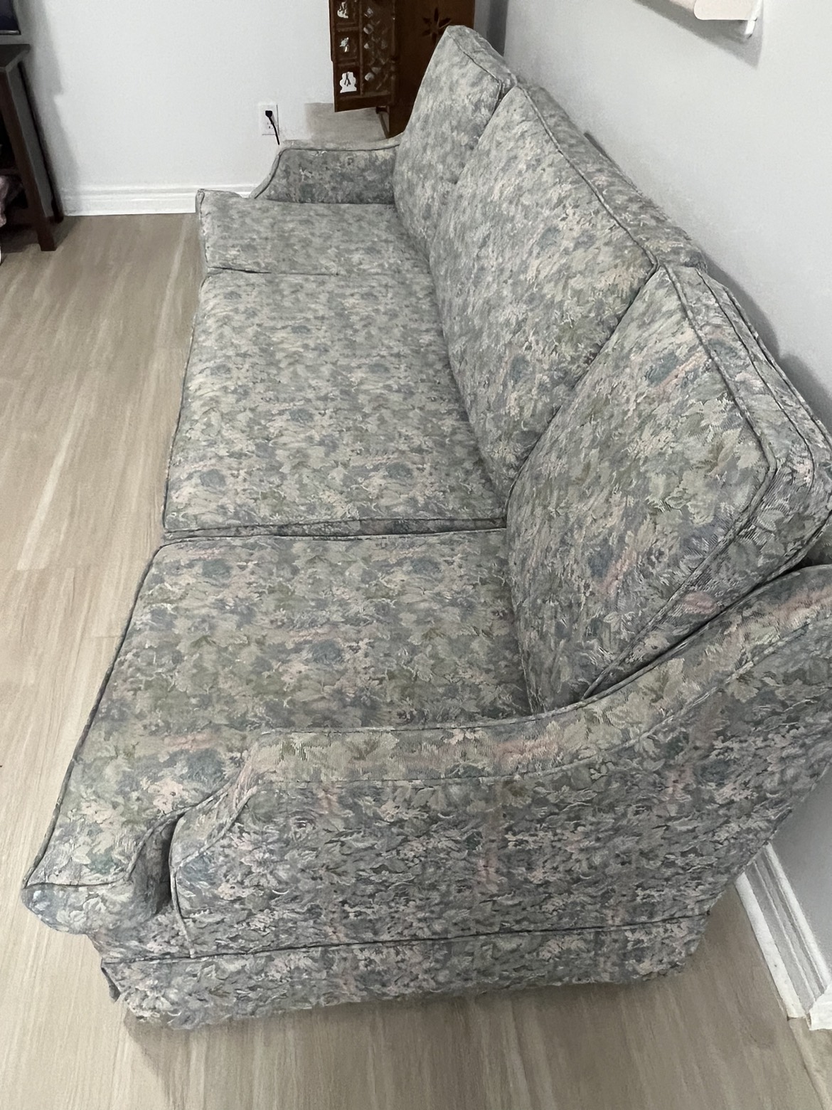 Sofa / Couch - photo 2