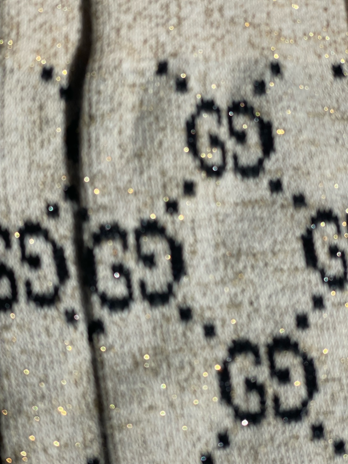 Gucci LAMÉ GG SOCKS image indicator(3)