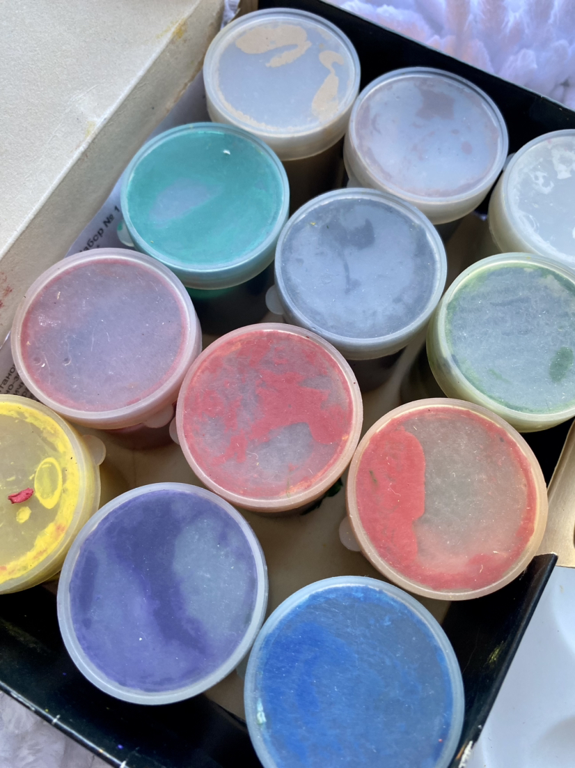 Art supplies - photo 3
