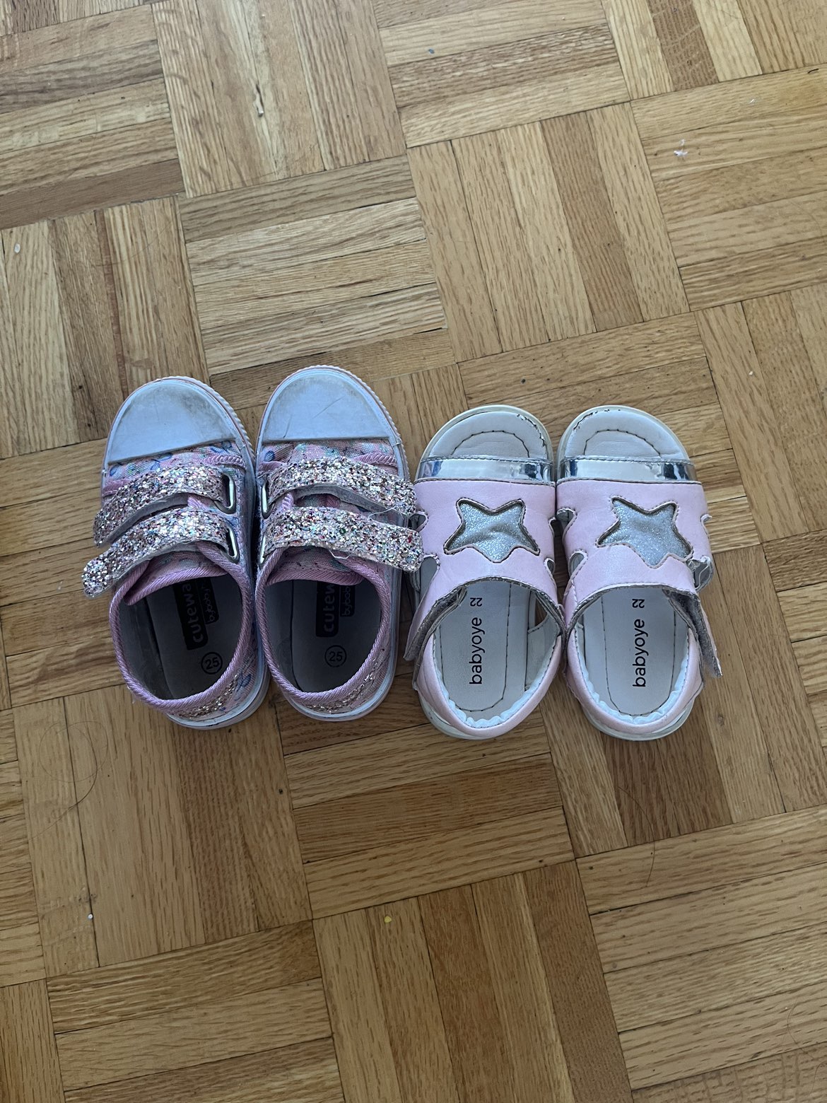 Girl shoes(12-18) months