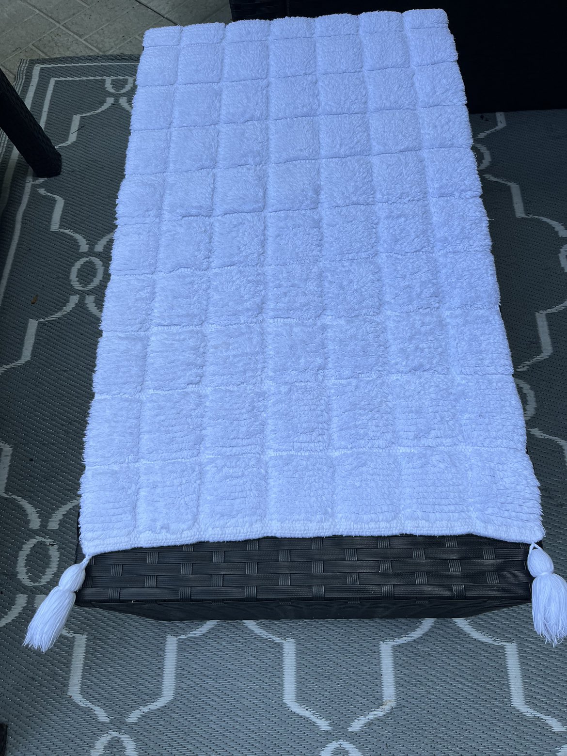 BATHMAT thumbnail