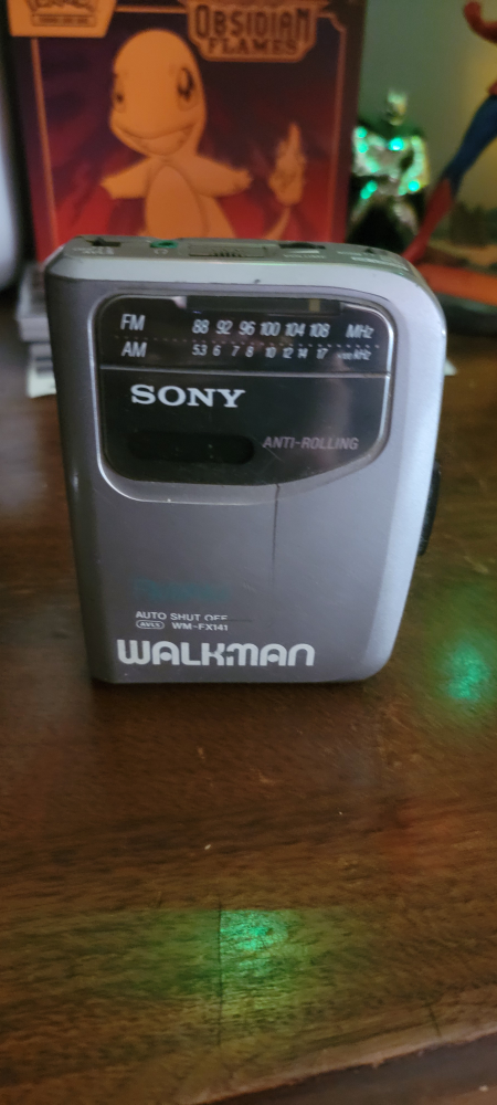 vintage Sony walkman thumbnail