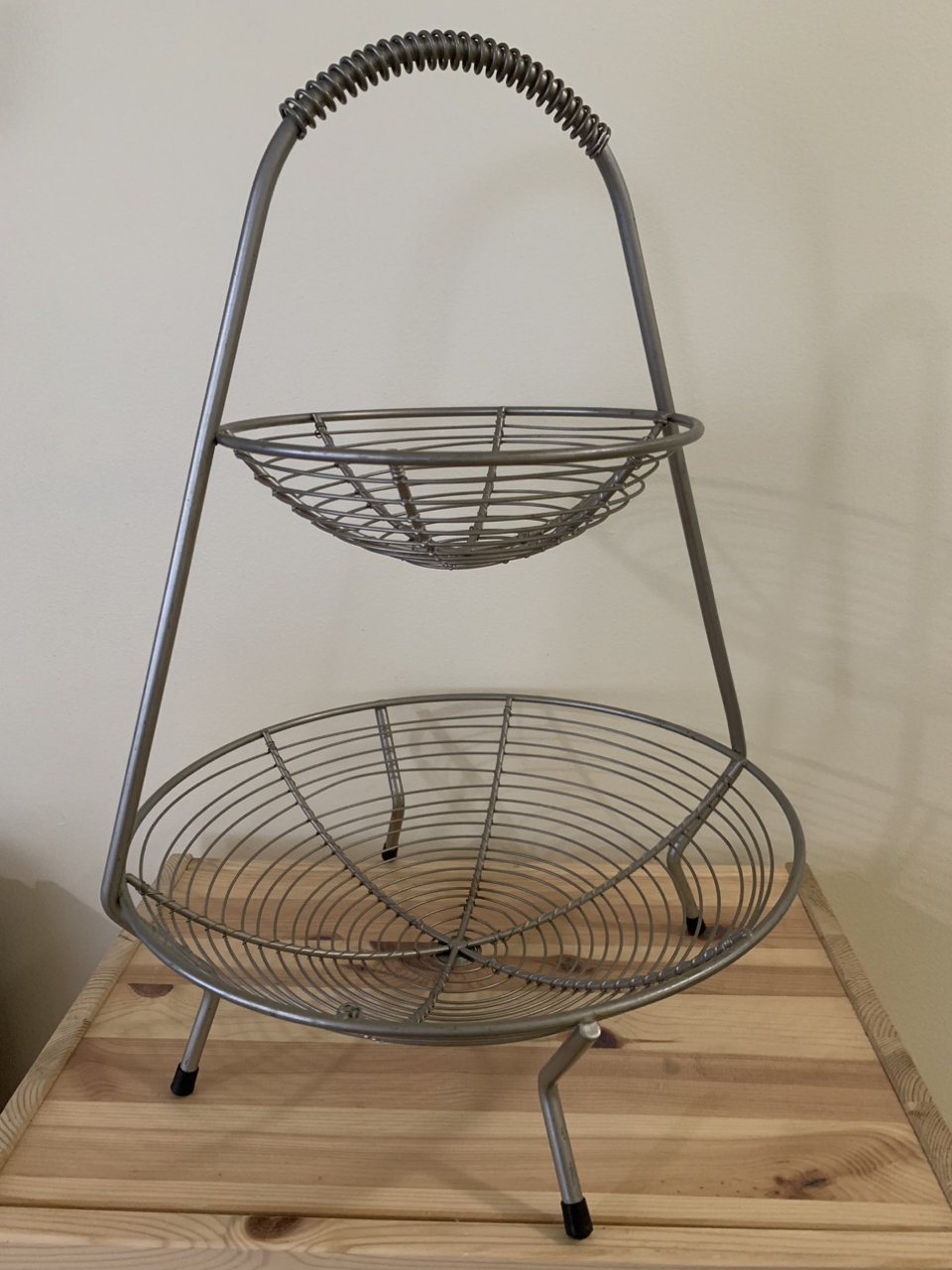 Silver metal display basket for fruits or decor - photo 2